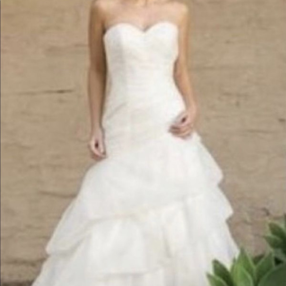 Kirstie Kelly Quartz Wedding Dress Size 14